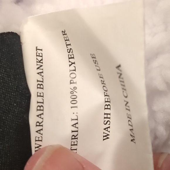 White Fuzzy Wearable Blanket Hoodie - Picture 6 of 6